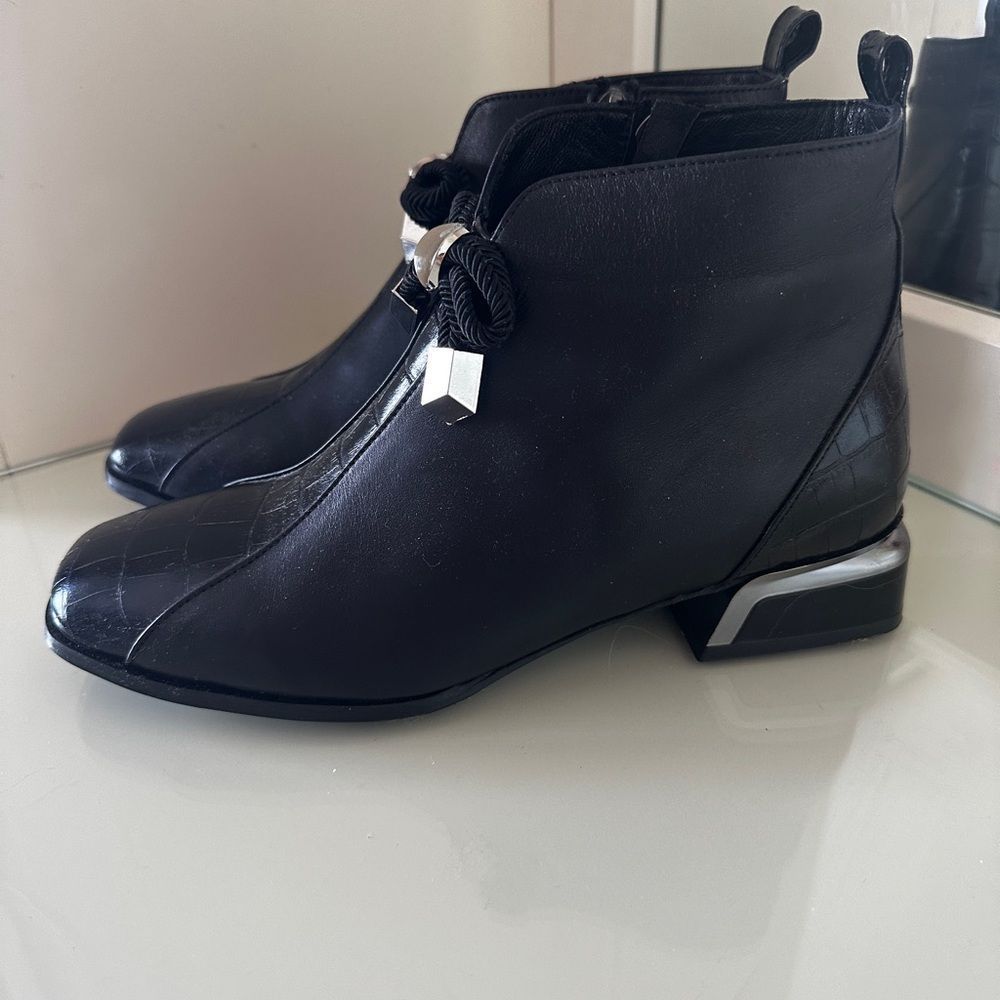Filiberto booties brand new size 37